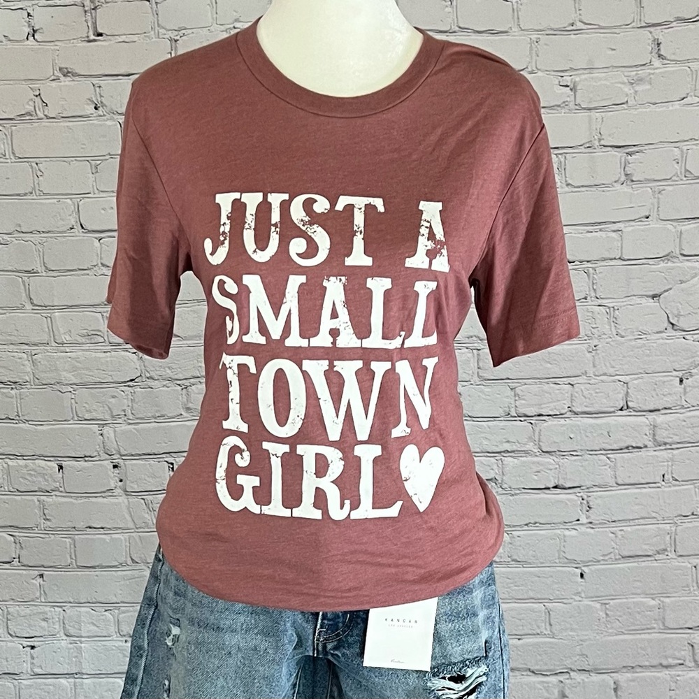 NWT- Small town girl tee